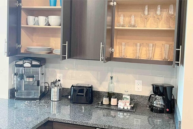 Building Photo - 12800 Corporate Hill Dr