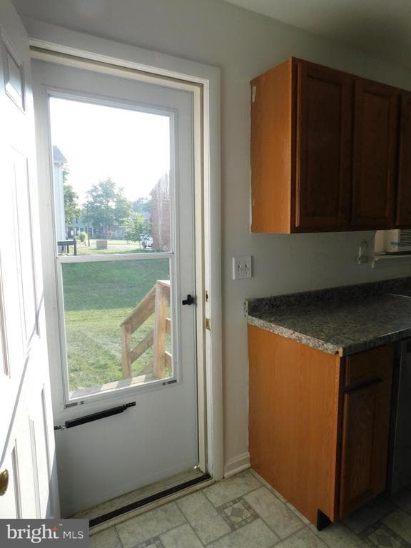 Building Photo - 230 Waterford Ln