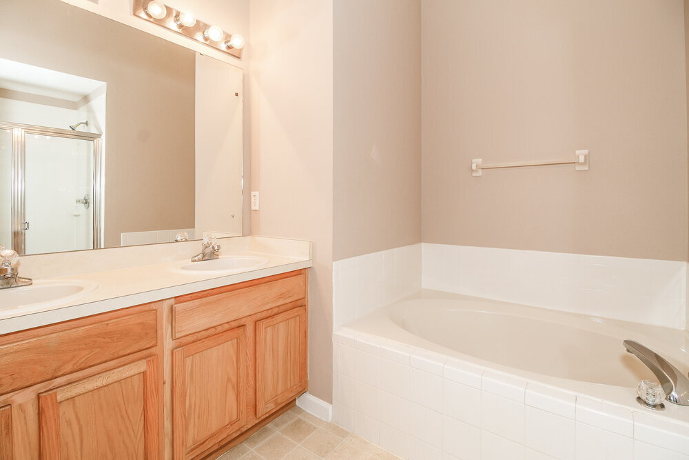 Building Photo - 3048 Merlot Way