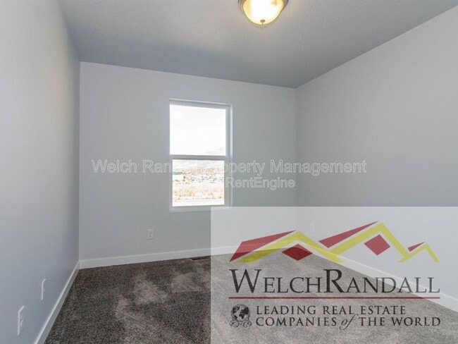 Building Photo - 1177 W Jackson Ave