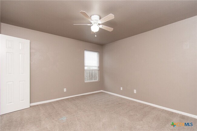 Building Photo - 4004 Bull Run Dr