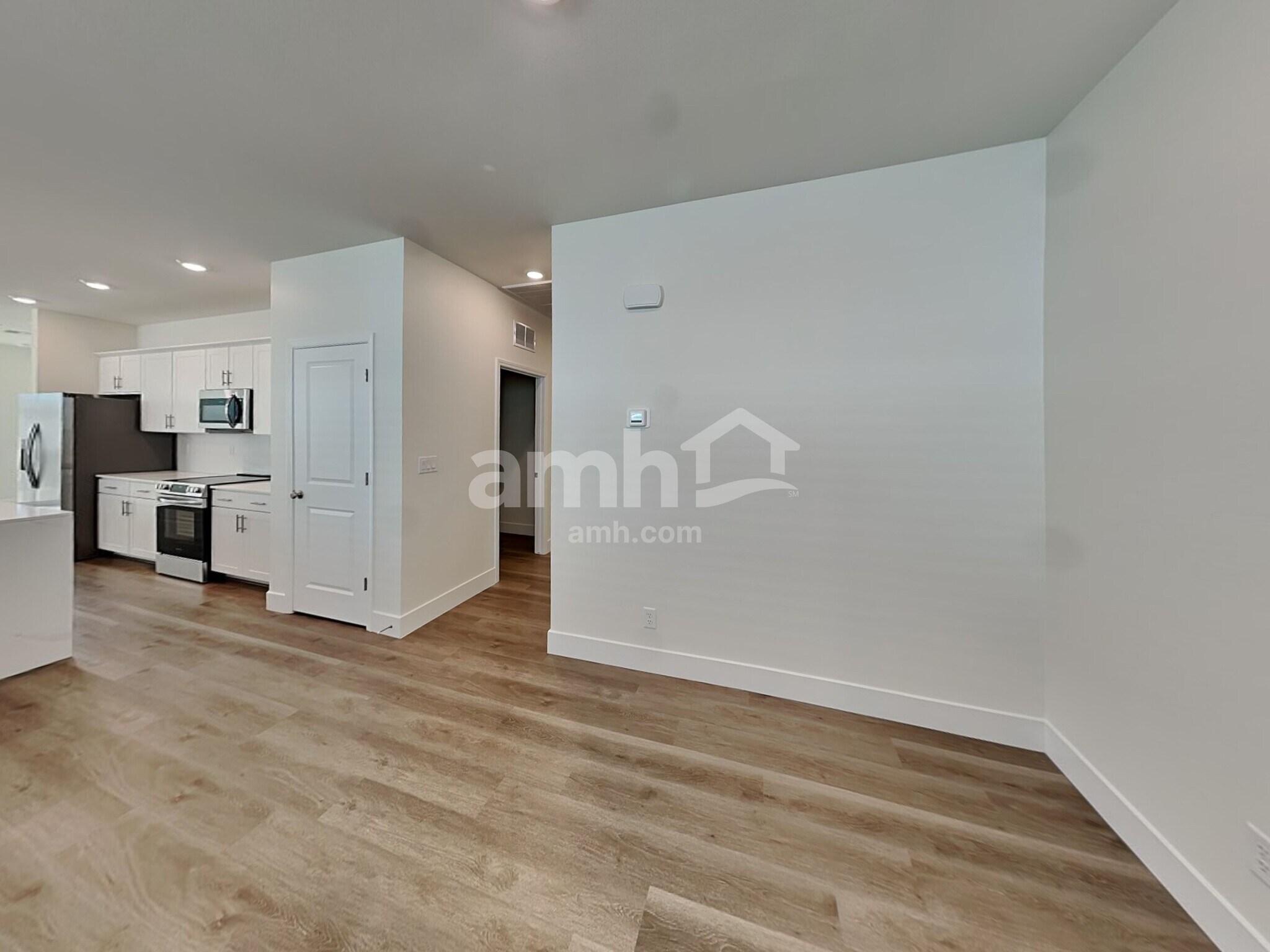 Building Photo - 525 Speckled Orchid Pl