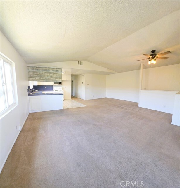 Building Photo - 4442 E Addington Dr