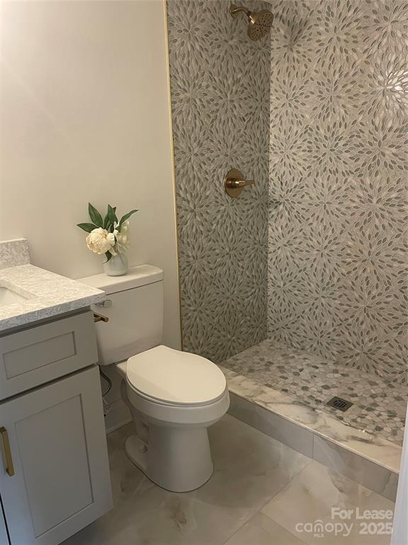 Building Photo - 5840 Charing Pl