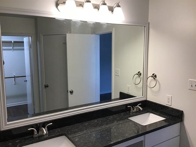 Building Photo - 2543 Fox River Ln