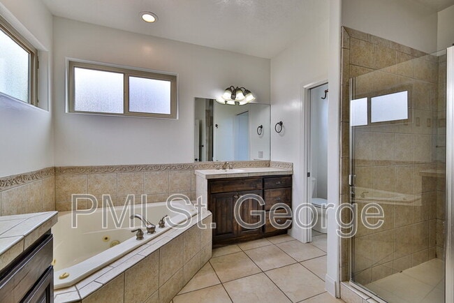 Building Photo - 2478 E Springs Dr