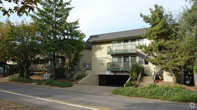 Primary Photo - Blackstone Manor