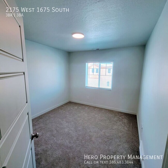 Building Photo - 2175 W 1675 S