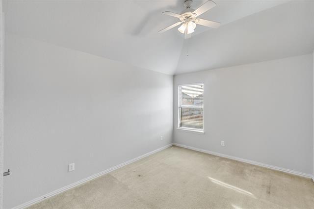 Building Photo - 5629 Hampshire Dr