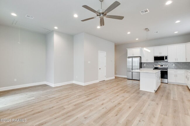 Building Photo - 118 Gadwall Dr