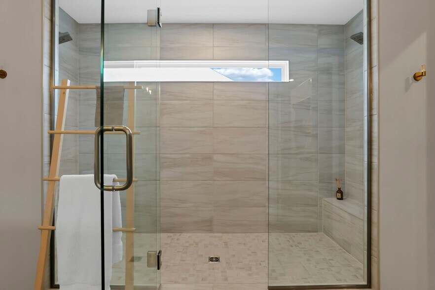 Building Photo - 300 Harness Way