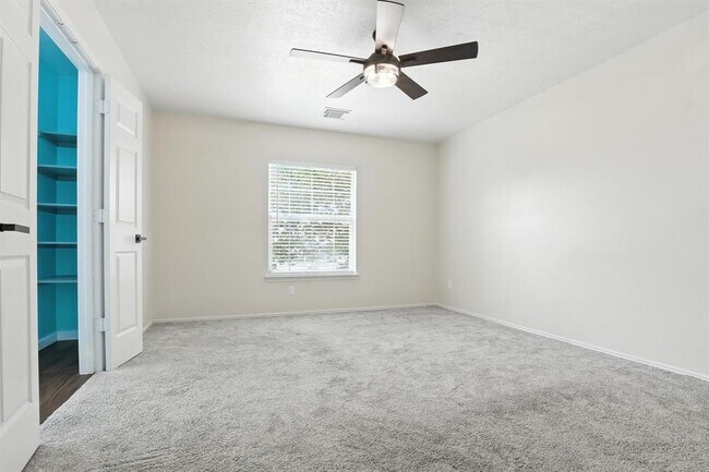 Building Photo - 8002 Blackcherry Ln
