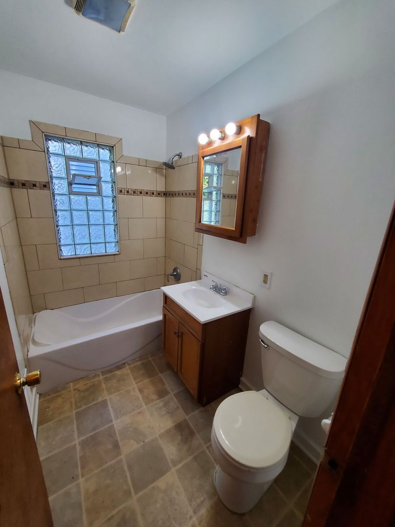 Building Photo - 4535 N 20th St