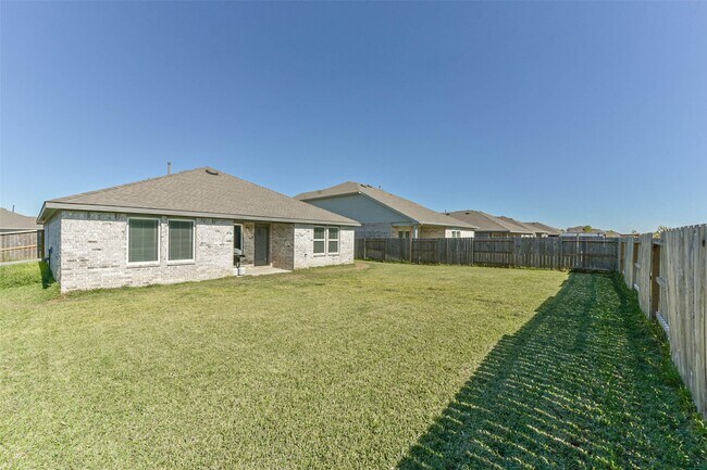 Building Photo - 712 Brazos Trl