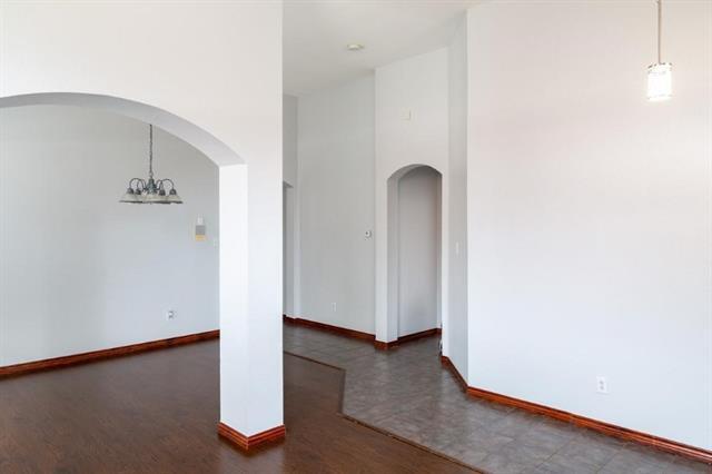 Building Photo - 1524 Jessica Ln