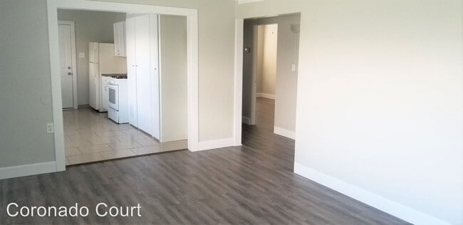 Building Photo - 743 E Coronado Rd