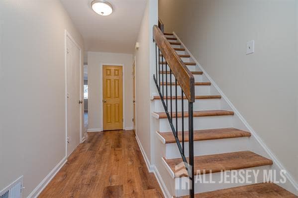 Building Photo - 92 Reynolds Ct