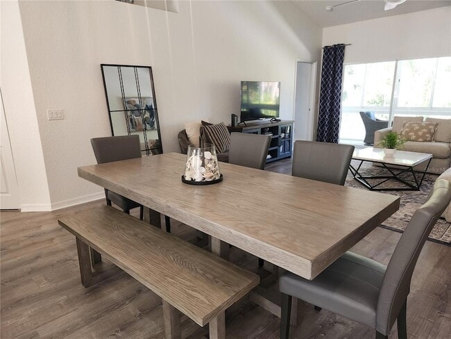 Building Photo - 6503 Fairway Gardens Dr