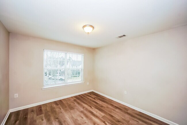 Building Photo - 1212 Chaser Ridge Ct