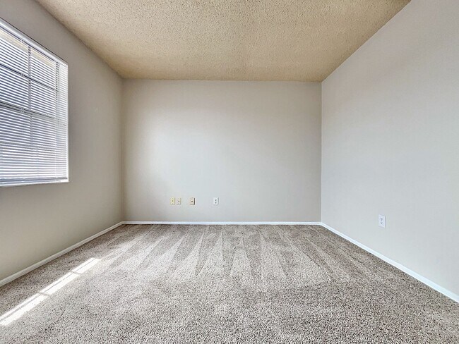 Building Photo - 4 Bedroom Upgraded Home for rent in Bermud...