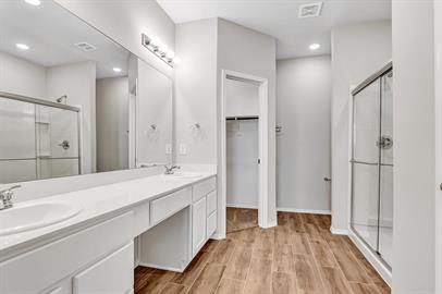 Building Photo - 1217 Benwick Dr