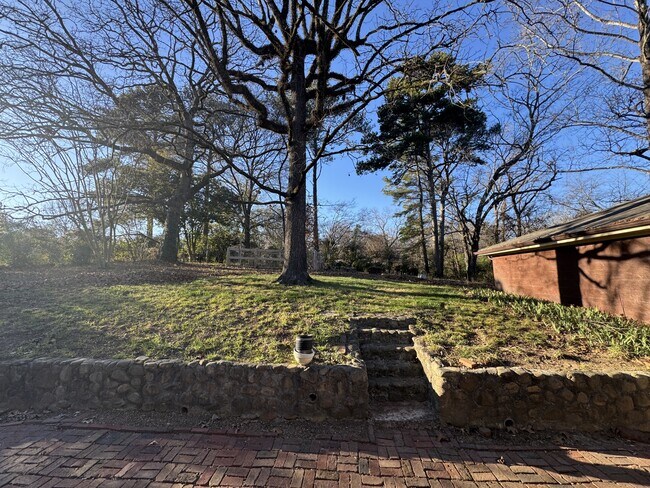 Building Photo - 3895 Azalean Dr