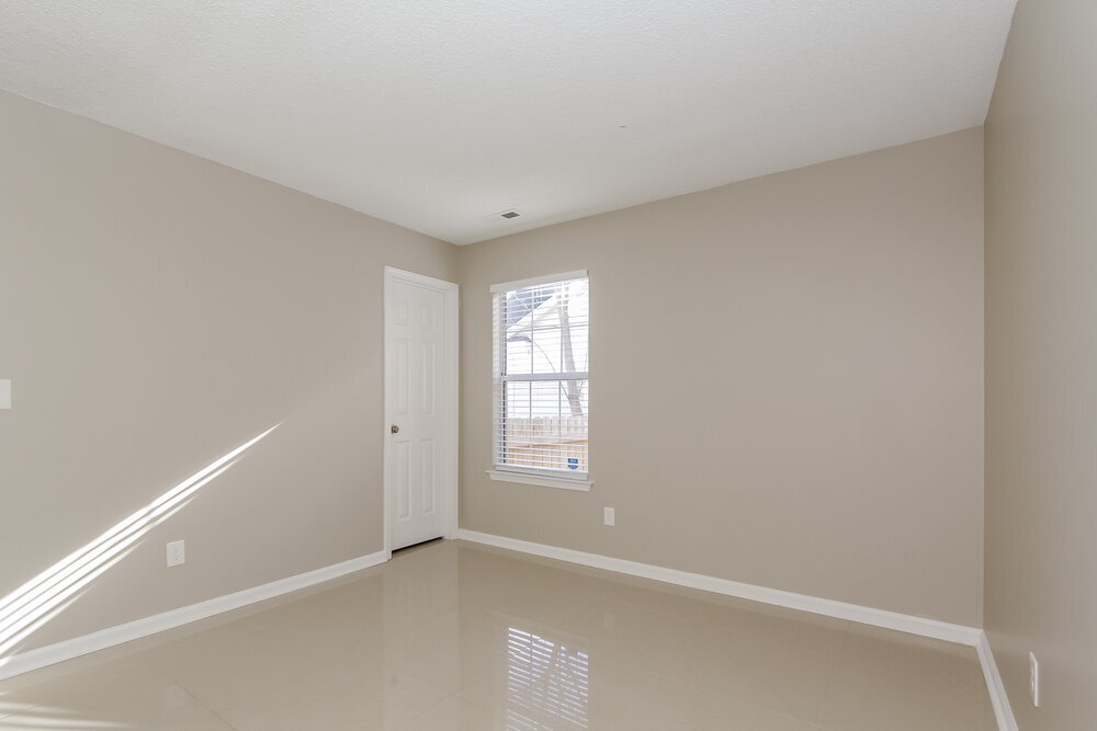 Building Photo - 1514 Jeffrey Bryan Dr