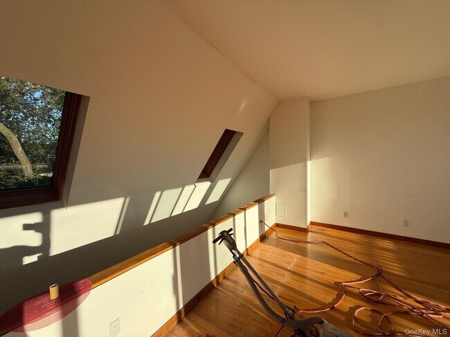 Building Photo - 66 S Broadway