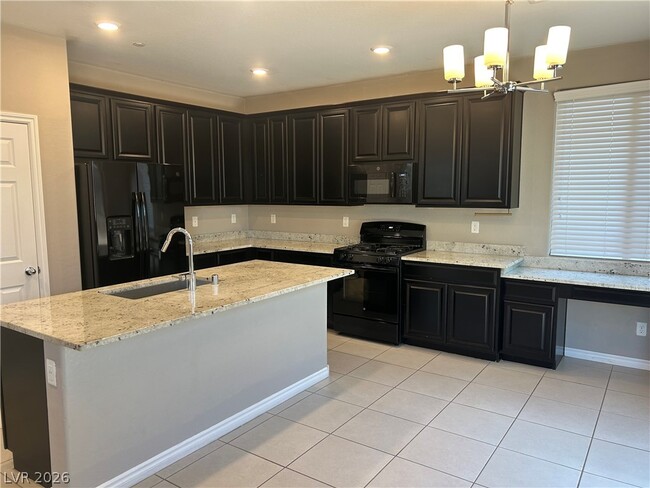 Building Photo - 917 Bluebell Brook St