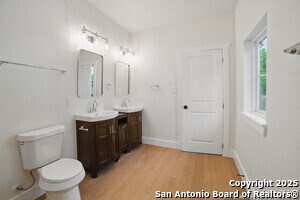 Building Photo - 727 Hammond Ave