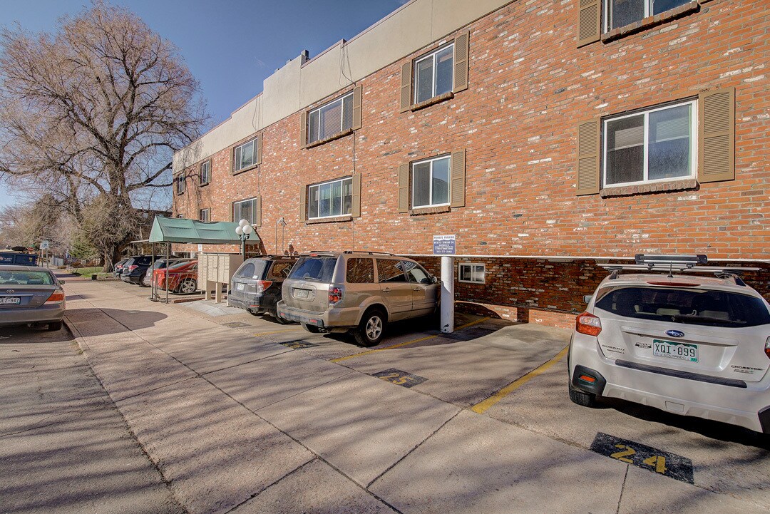 Building Photo - 155 S Pennsylvania St