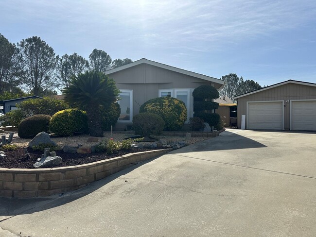 Building Photo - Gated 55+ Community Large Home with Views!