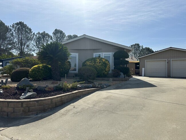 Building Photo - **Senior Community 55+ and Older** Large Home with Views!