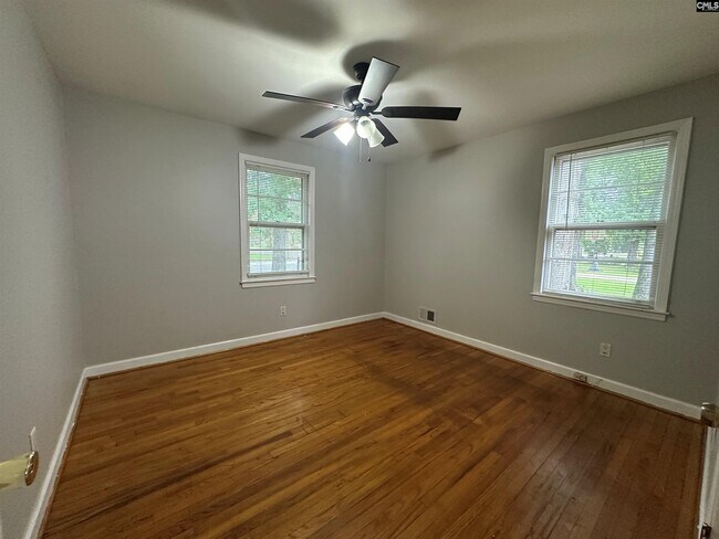 Building Photo - 1707 Northland Dr