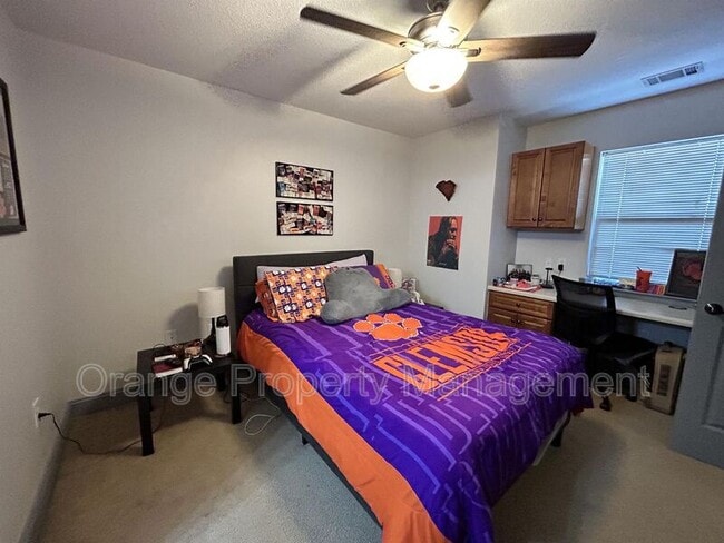 Building Photo - 1611 Muscovy Wy