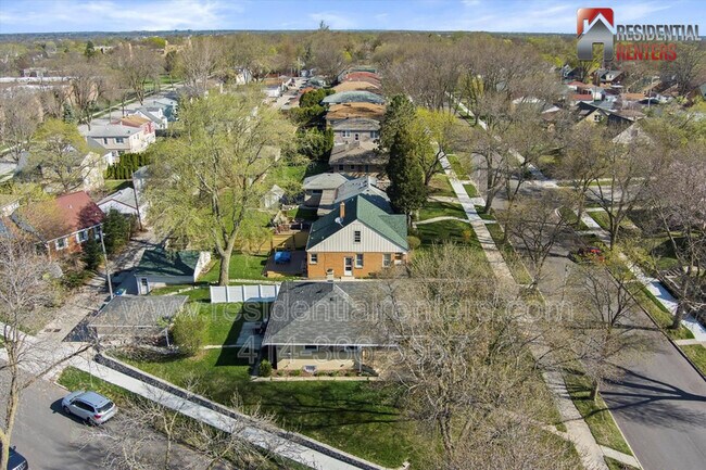 Building Photo - 3615 N 87th St