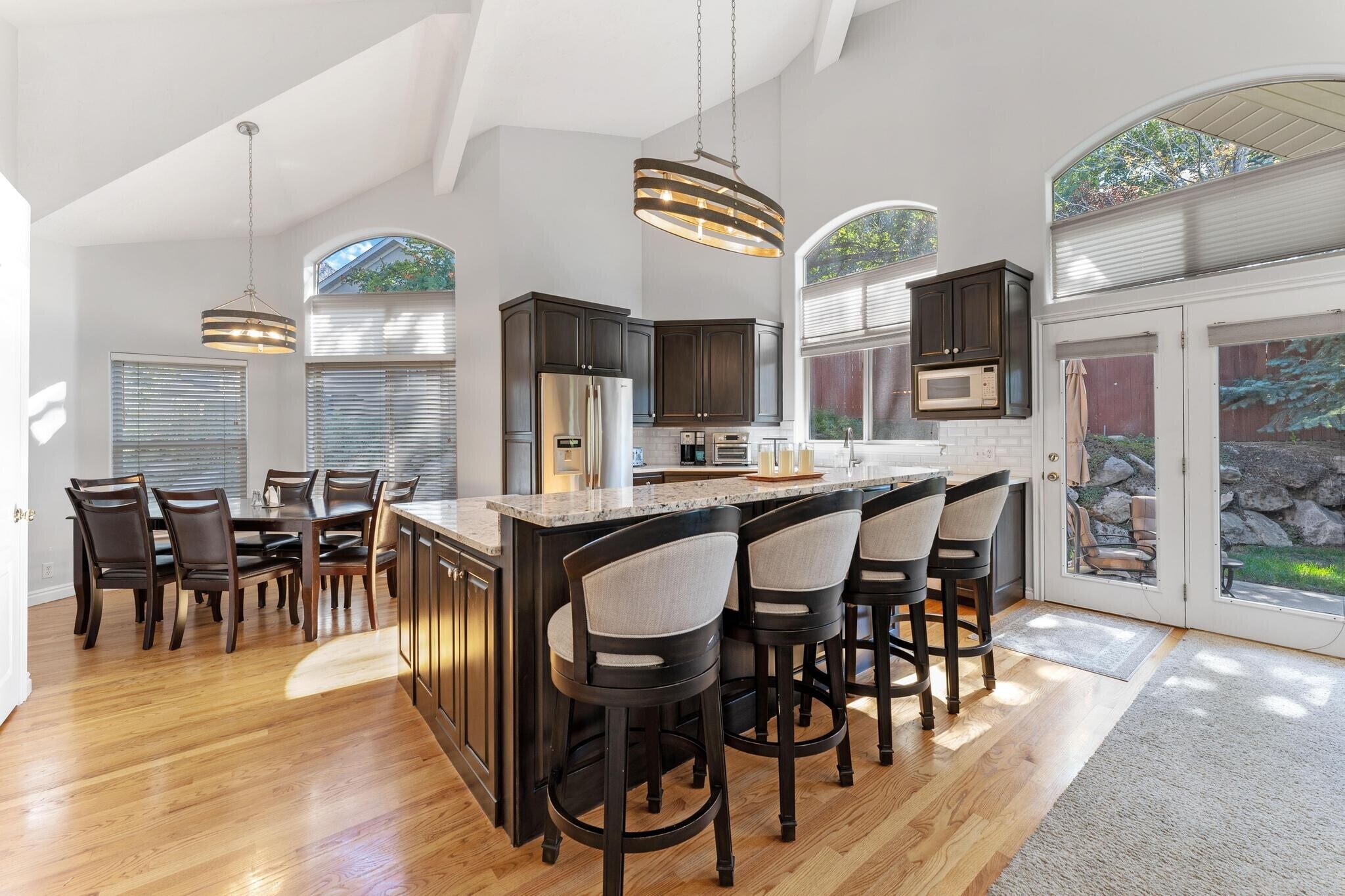 Building Photo - 2586 E 6710 S