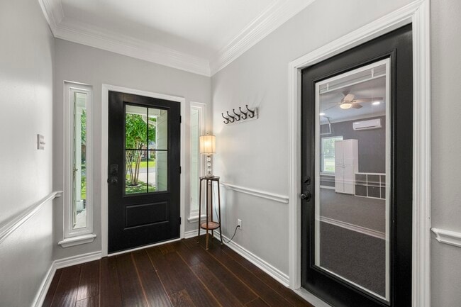 Building Photo - 5178 Lazy Ln