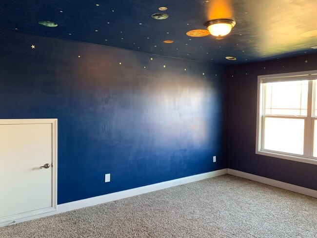 Building Photo - Whitsett / Brghtwood Farms