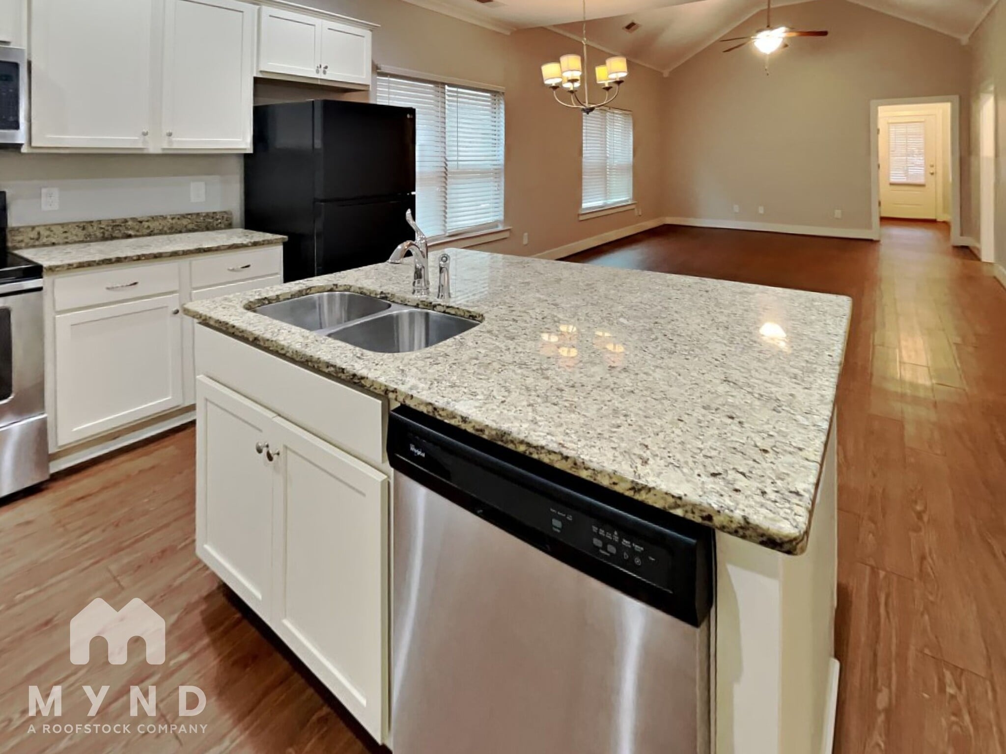 Building Photo - 5525 Park Side Rd