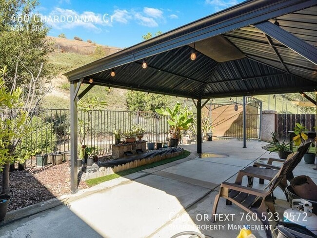 Building Photo - 460 Chardonnay Ct