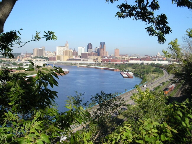 Park nearby with great views - 234 Clermont St