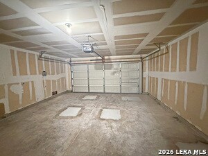 Building Photo - 6914 Dashmoor Creek