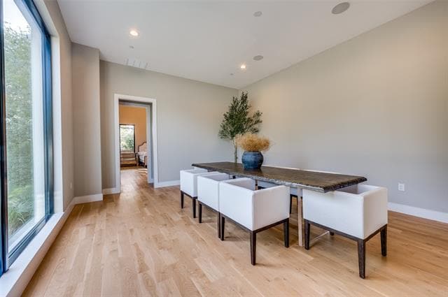 Building Photo - 4215 Nashwood Ln