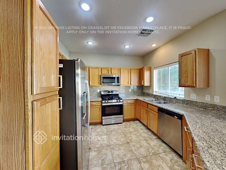 Building Photo - 5660 Tallard Ct