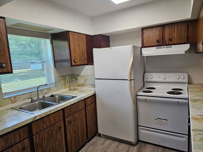 Building Photo - 1 Bed 1 Bath Near Downtown, Baldwin Park & Cady Way Trail