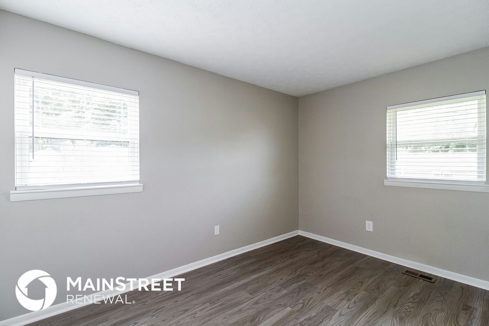 Building Photo - 2767 Bardwell Rd