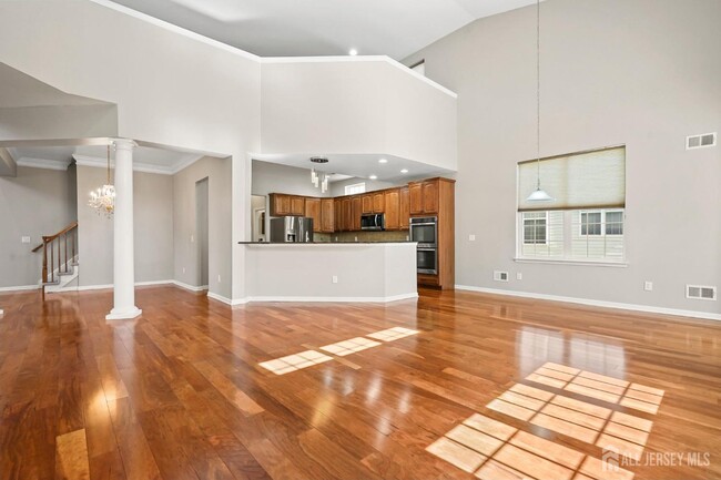 Building Photo - 37 Delmore Dr