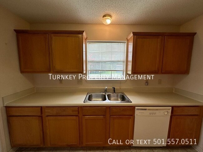 Building Photo - 7630 Olive Hill Dr