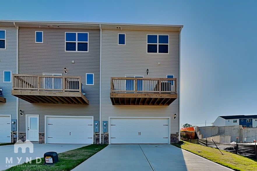 Building Photo - 1842 Rhyne Elementary Dr
